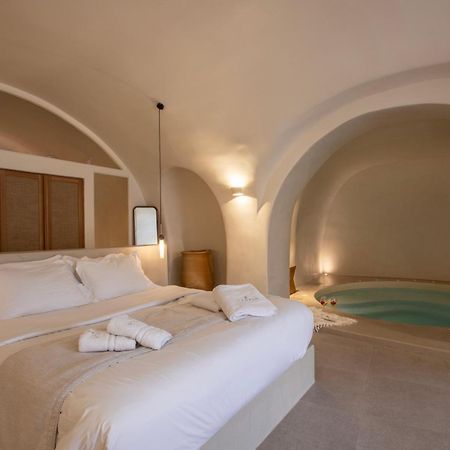 Utopia Villas Santorini カルテラドス エクステリア 写真