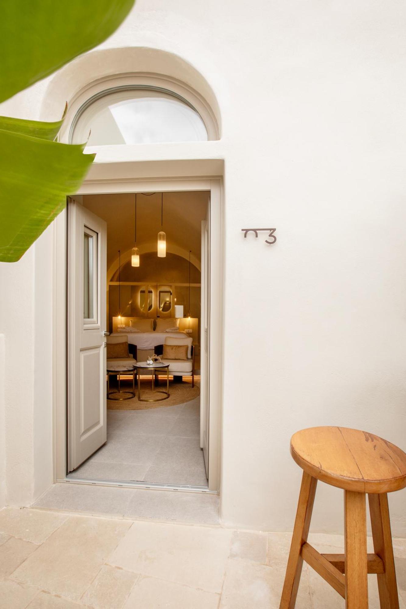Utopia Villas Santorini カルテラドス エクステリア 写真